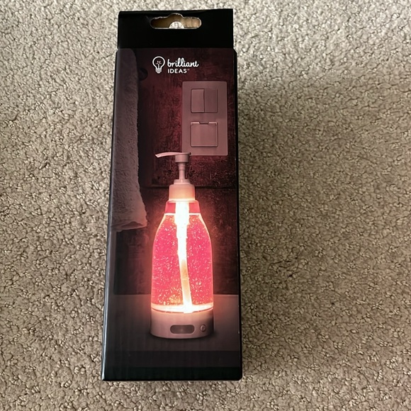 LED soap dispenser NWT - Picture 4 of 4